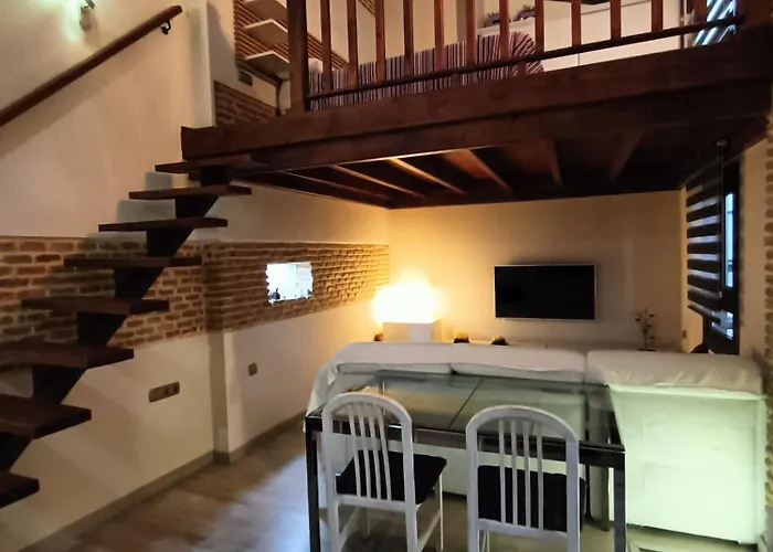 Cosy Double Room + Private Bathroom Sevilla Center